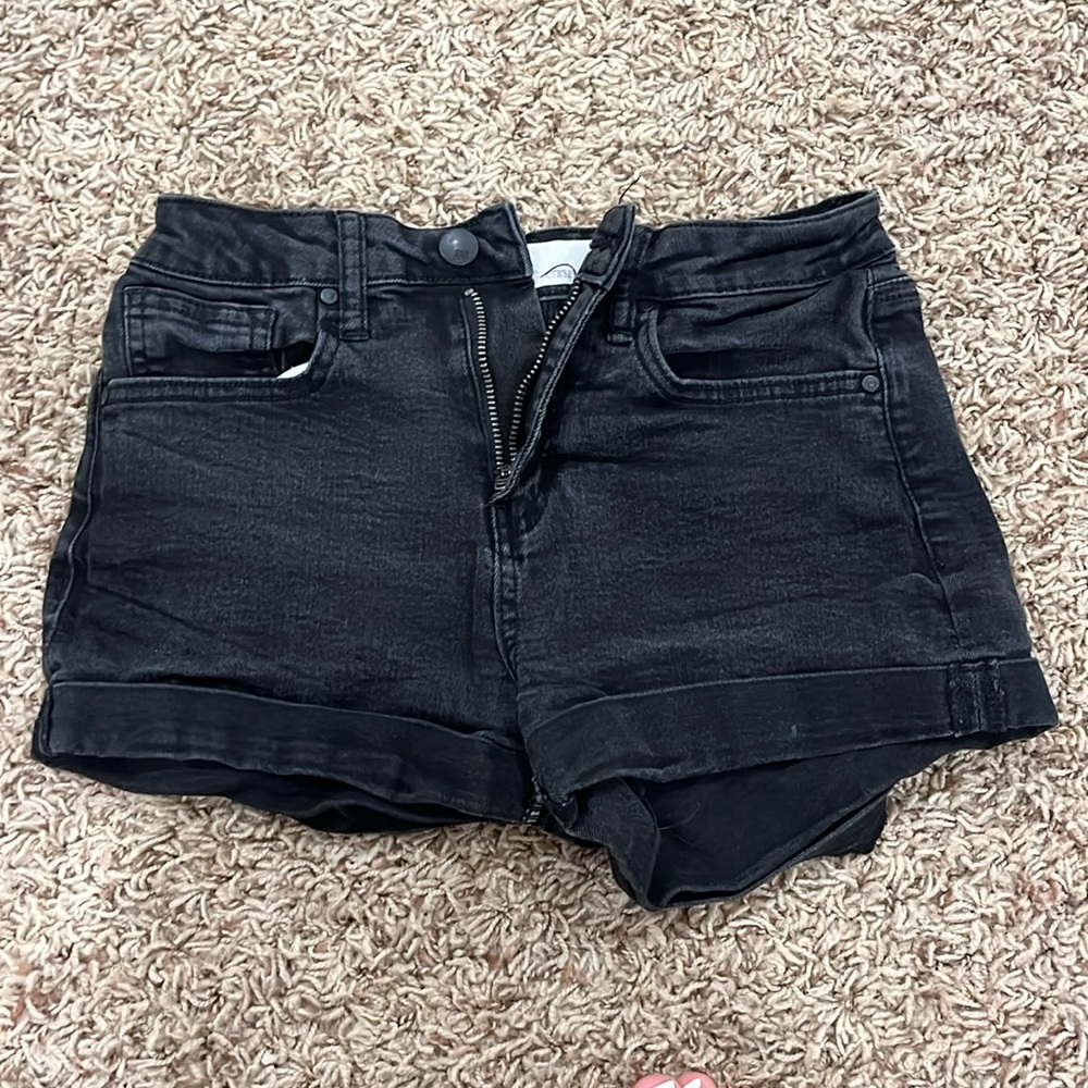 RSQ black jean shorts
